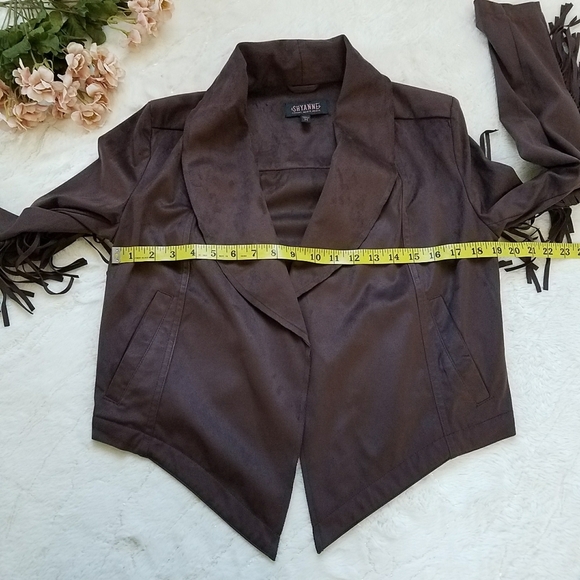 Shyanne Women's Fringe Faux Suede Cropped Jacket - Picture 4 of 9